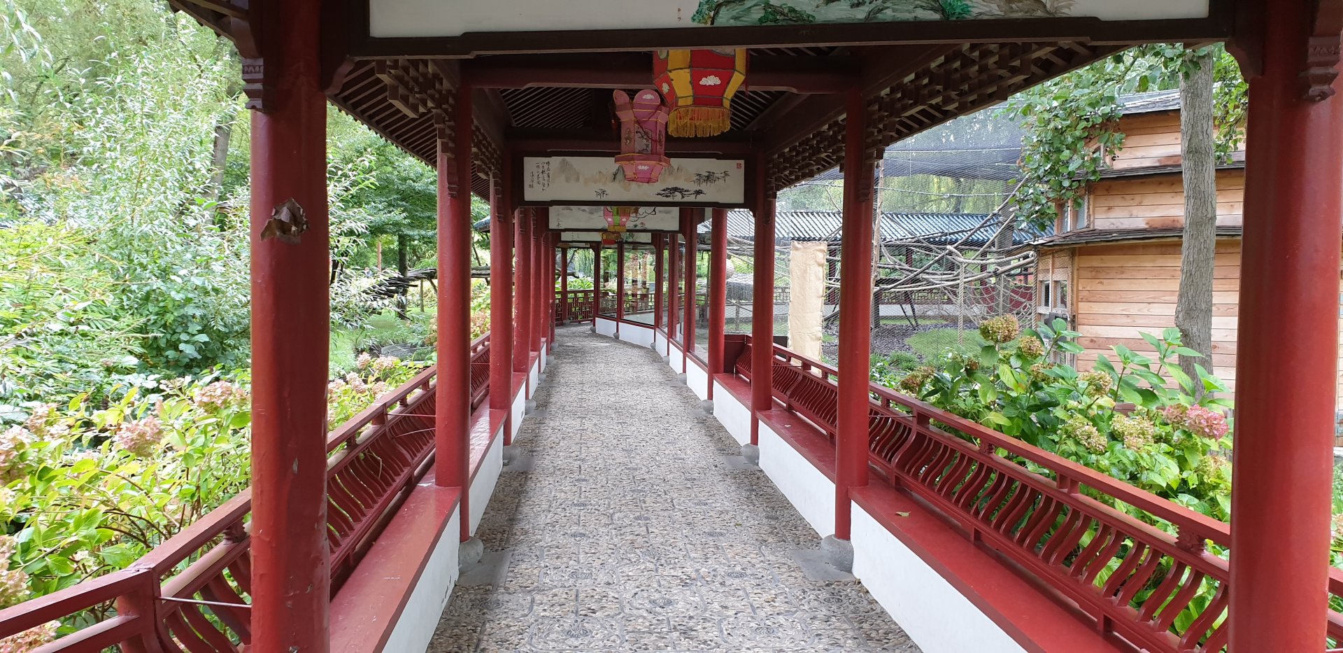 Visitors path Chinese Garden