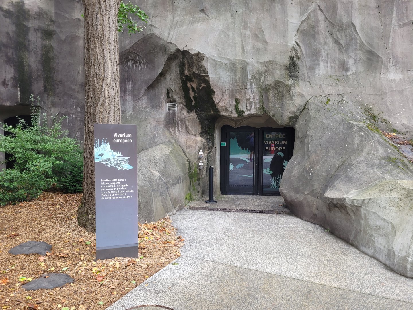 Vivarium entrance -Parc Zoologique de Paris (2022)
