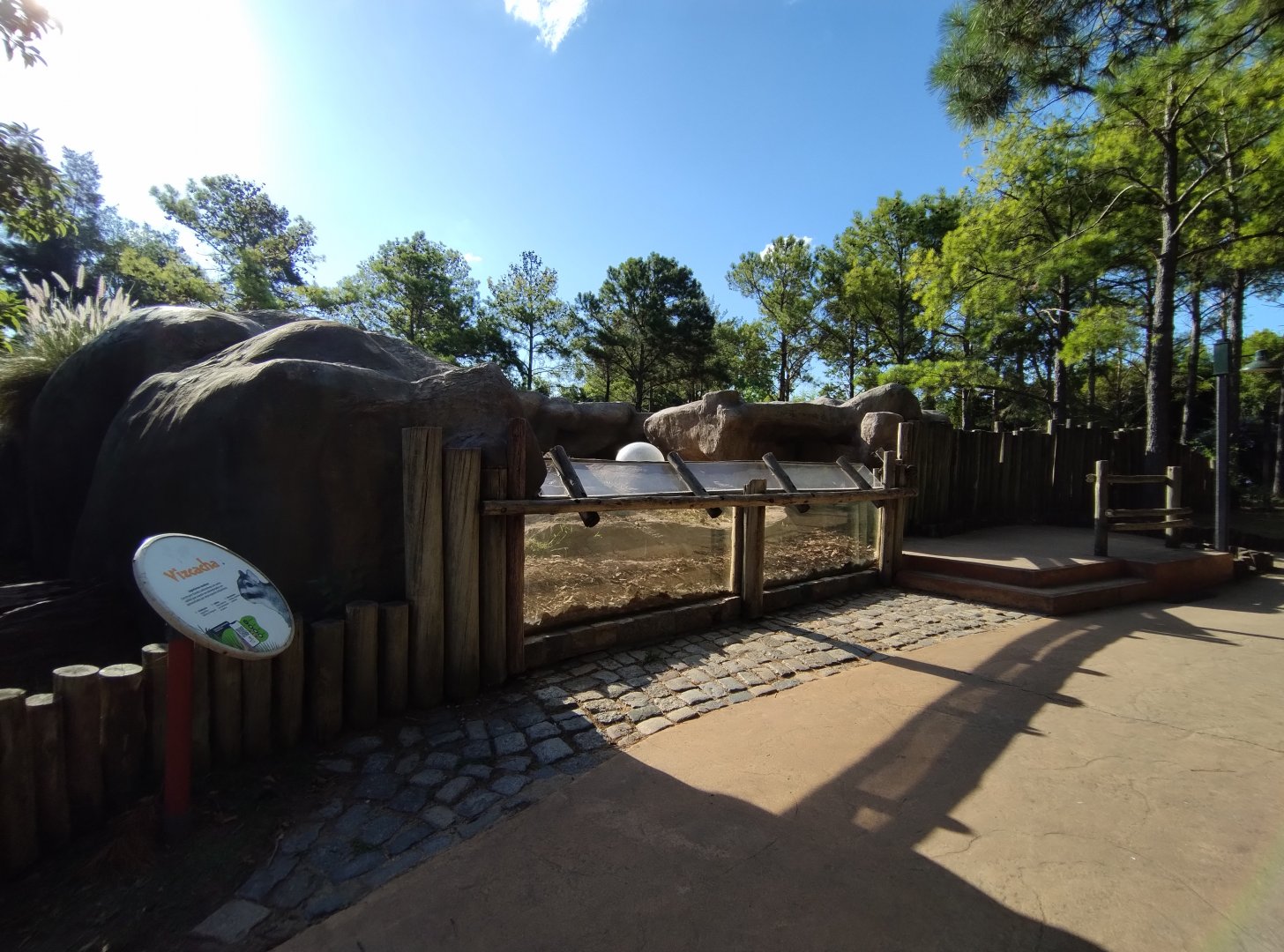 Vizcacha exhibit - Temaiken