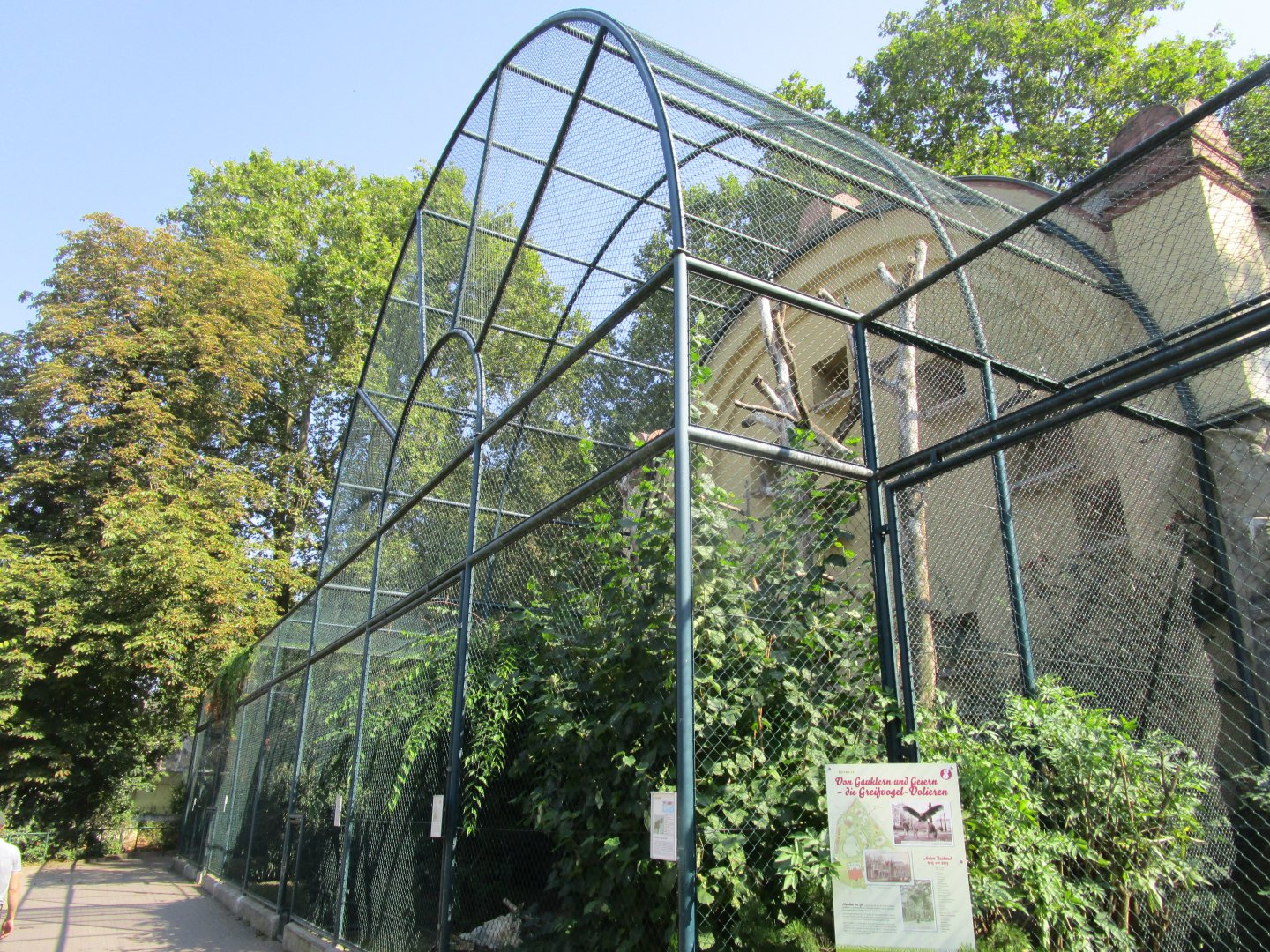Vulture Aviaries