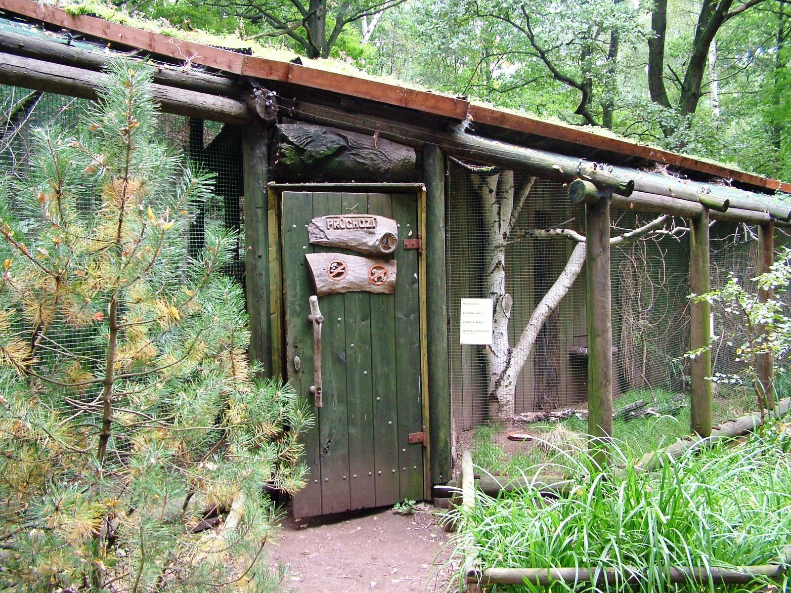 Walk-in Aviary at Chomutov, 30/08/12