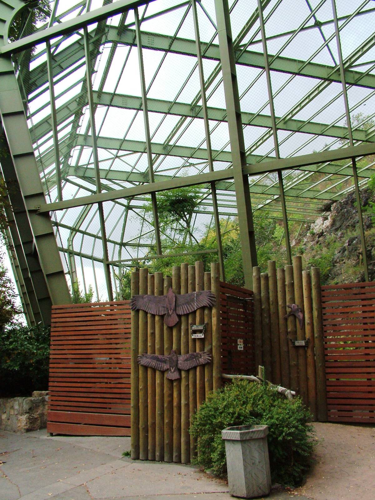 Walk-in Aviary at Prague, 25/08/12