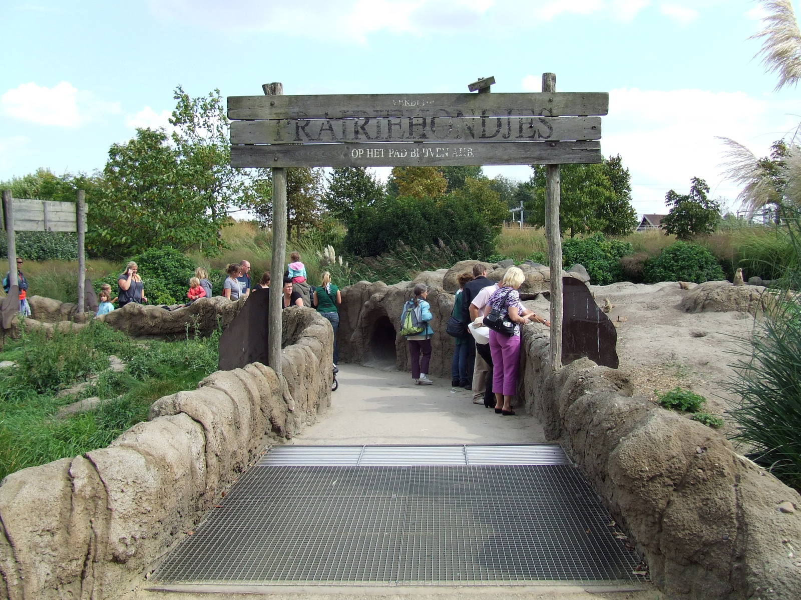 Walk-through Prairie Dog exhibit photos
