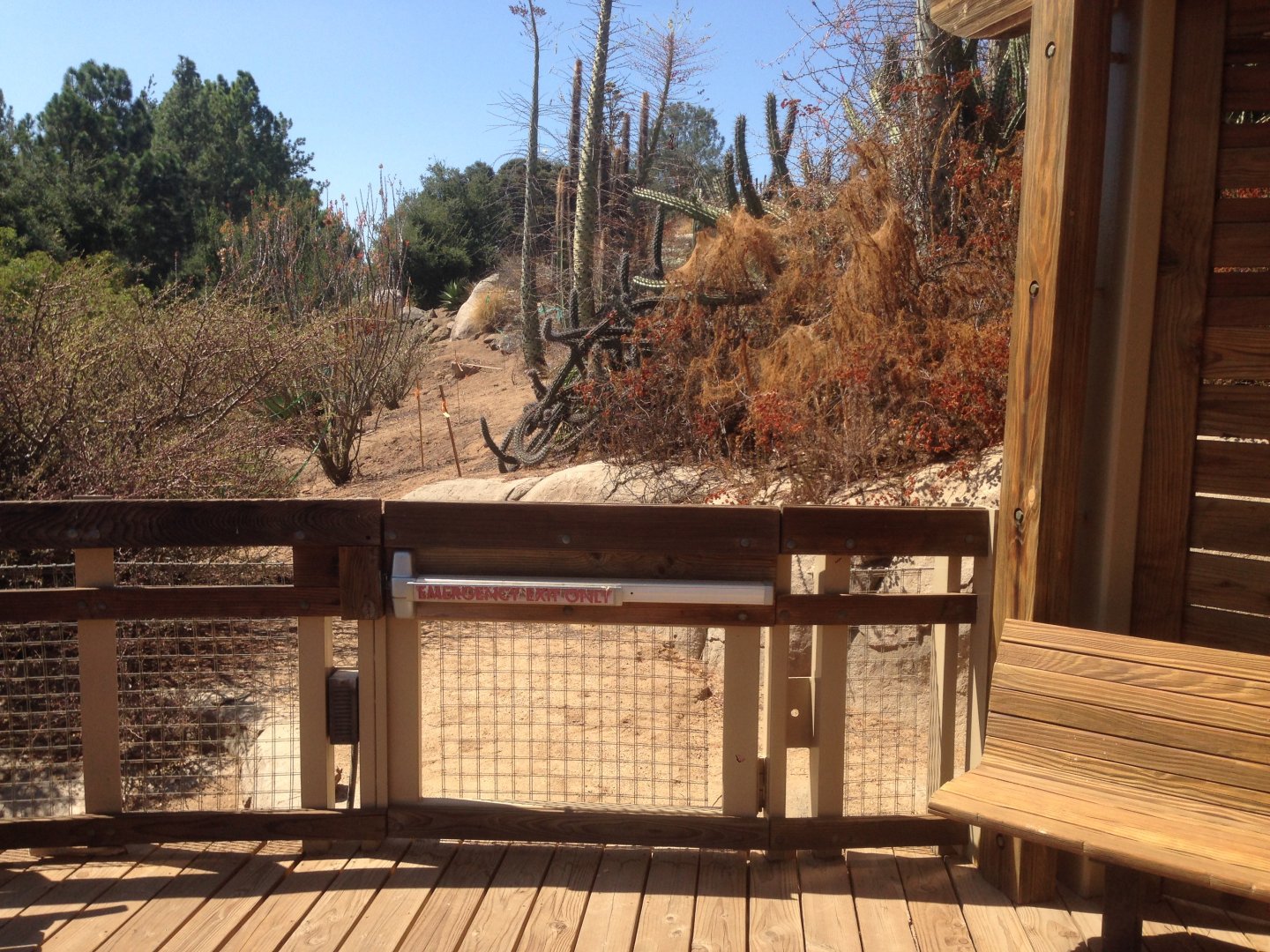 Walkabout Austarlia Entrance to New Path From Condor Ridge