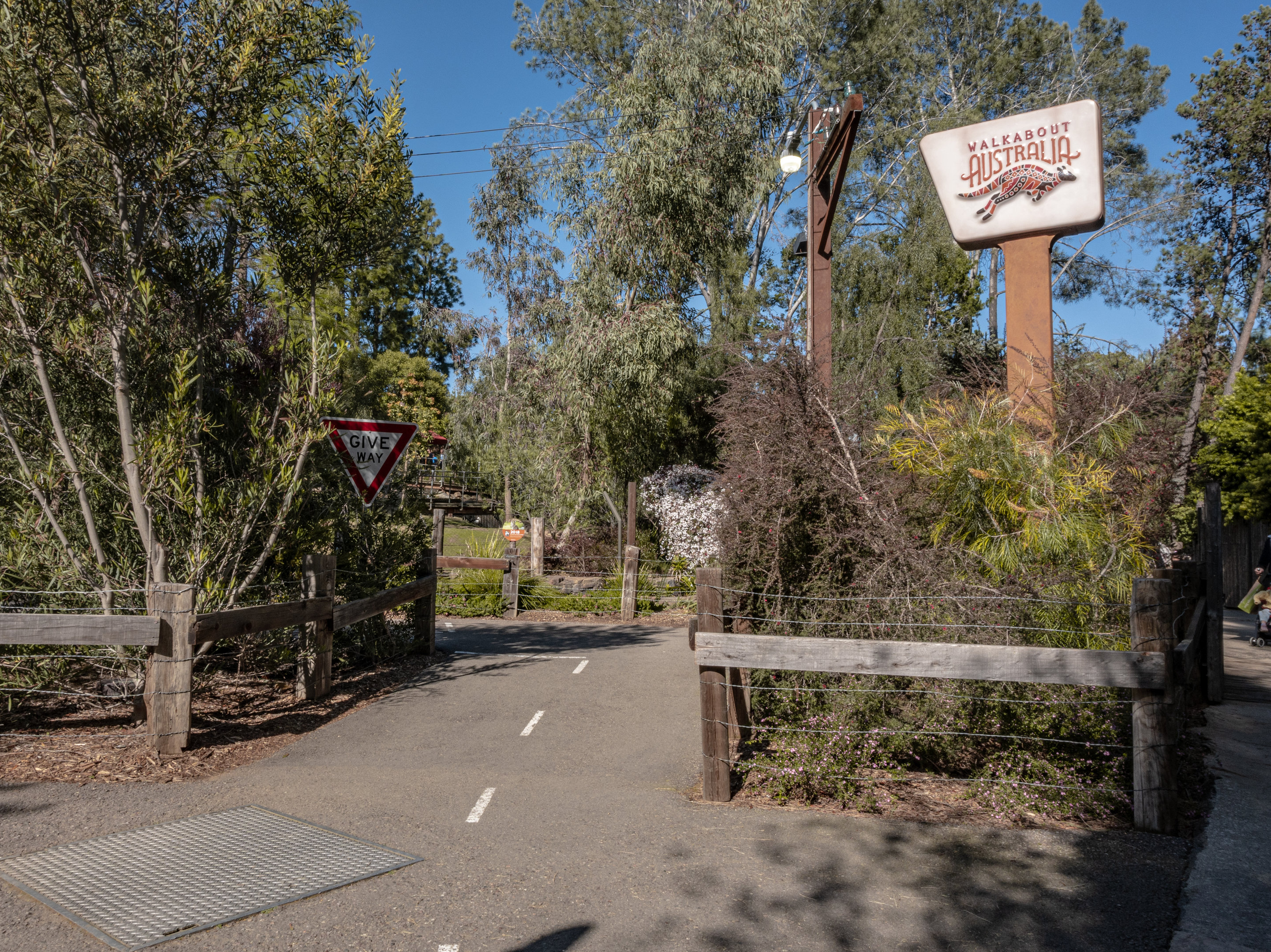 Walkabout Australia: Main Entrance