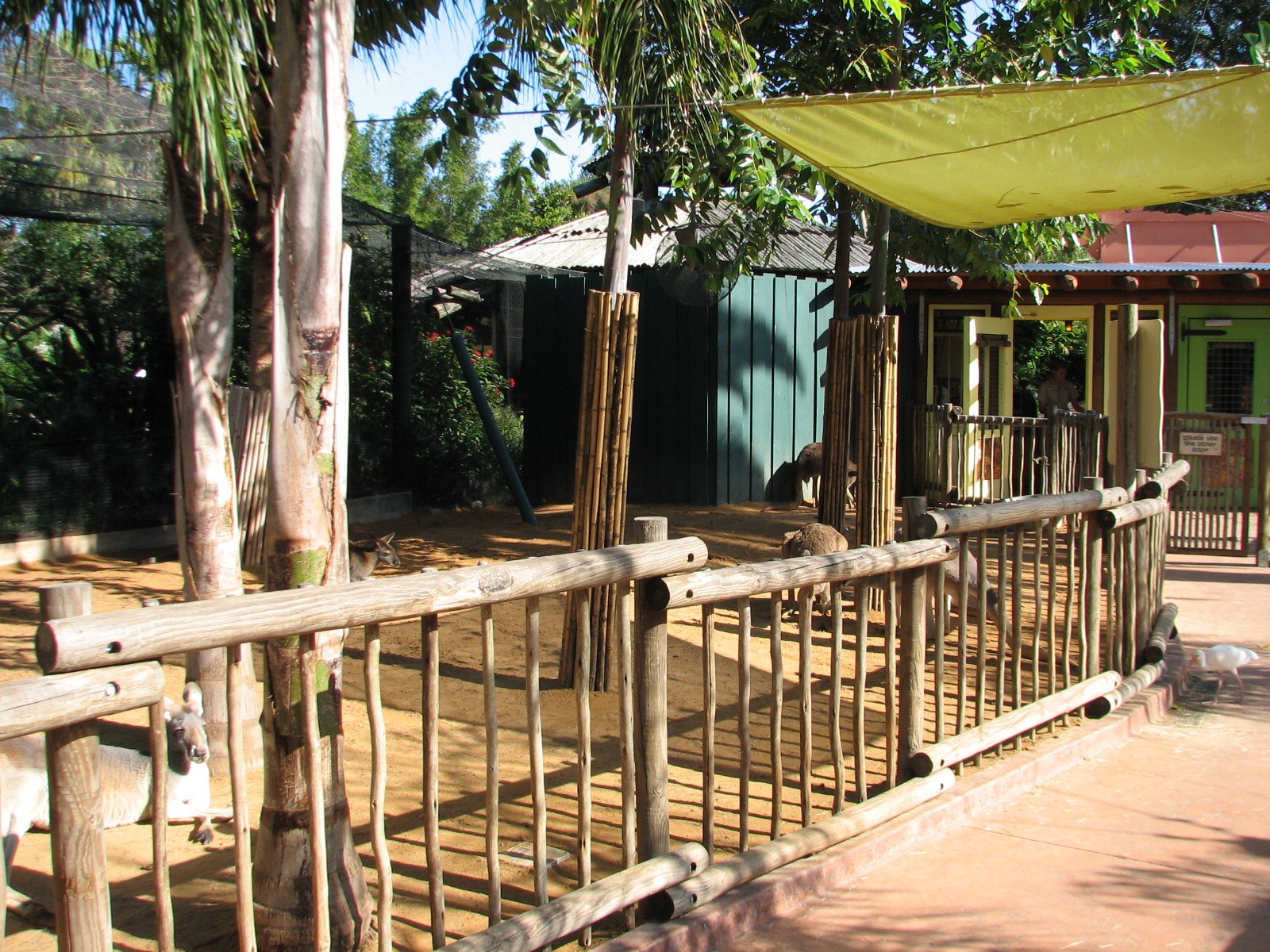 Walkabout Way - Kangaloom - Entrance Path