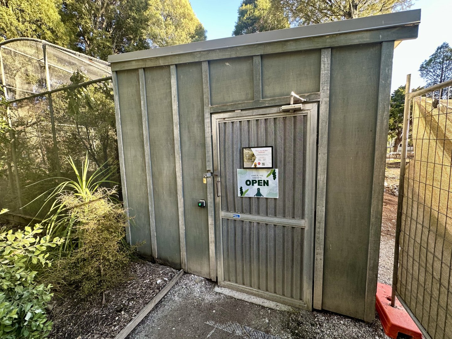 Walkthrough Aviary (Entrance)