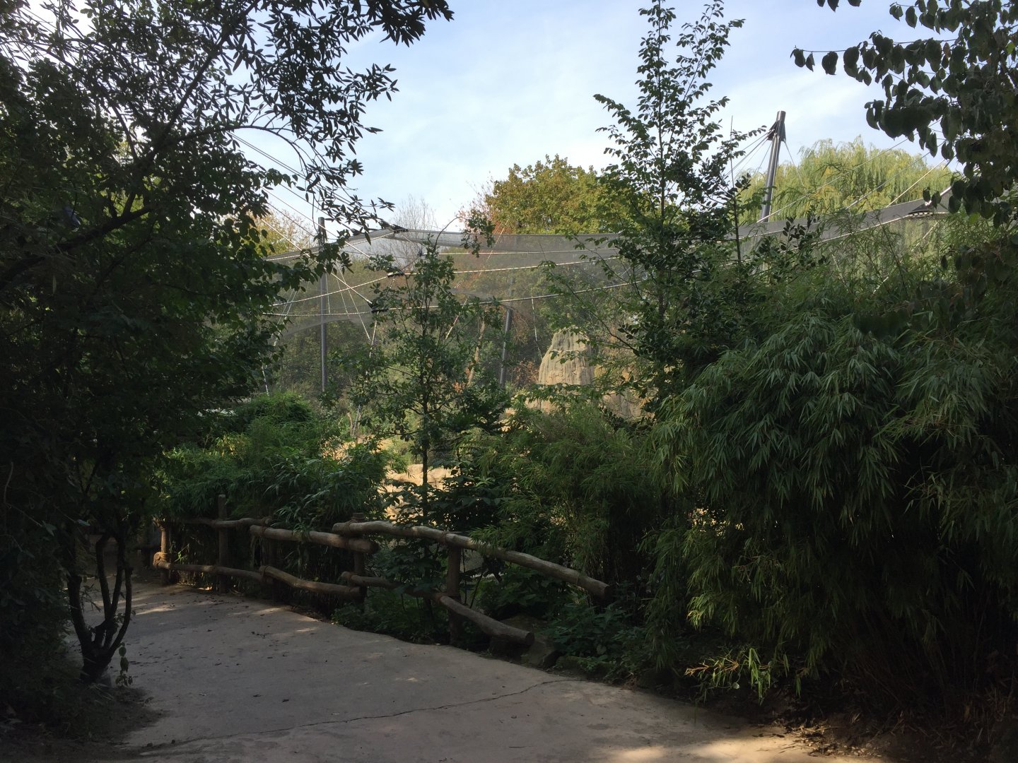 Walkthrough aviary from outside