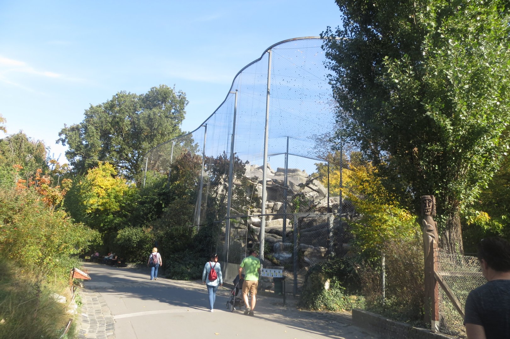 Walkthrough aviary in Little Rock 171018