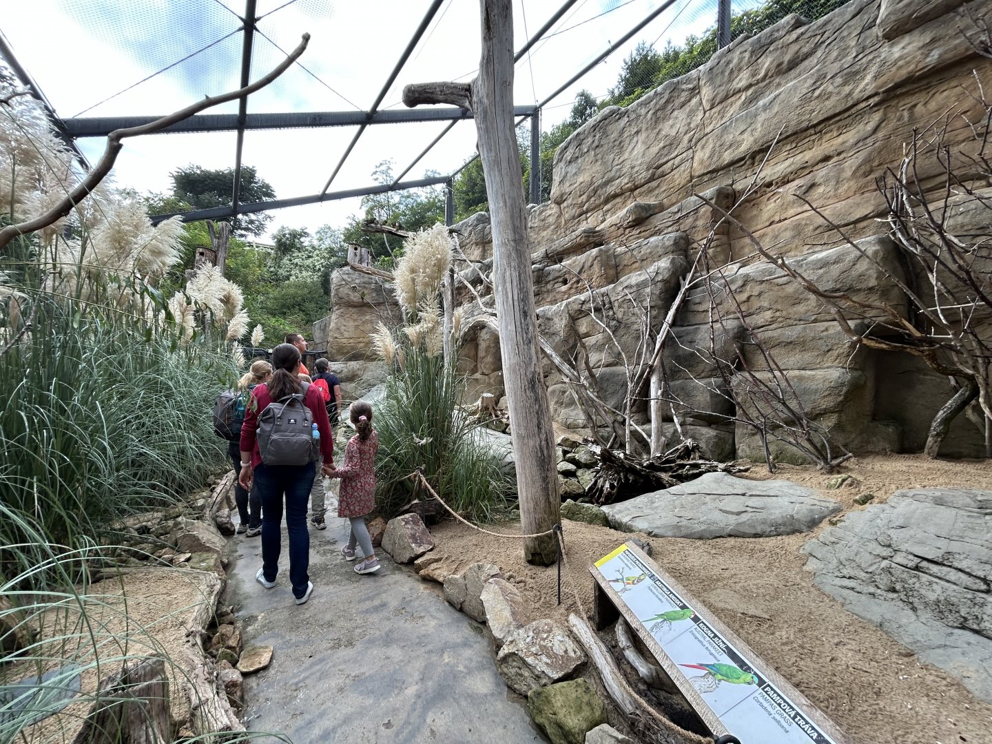 Walkthrough Parakeet Aviary - Rakos House