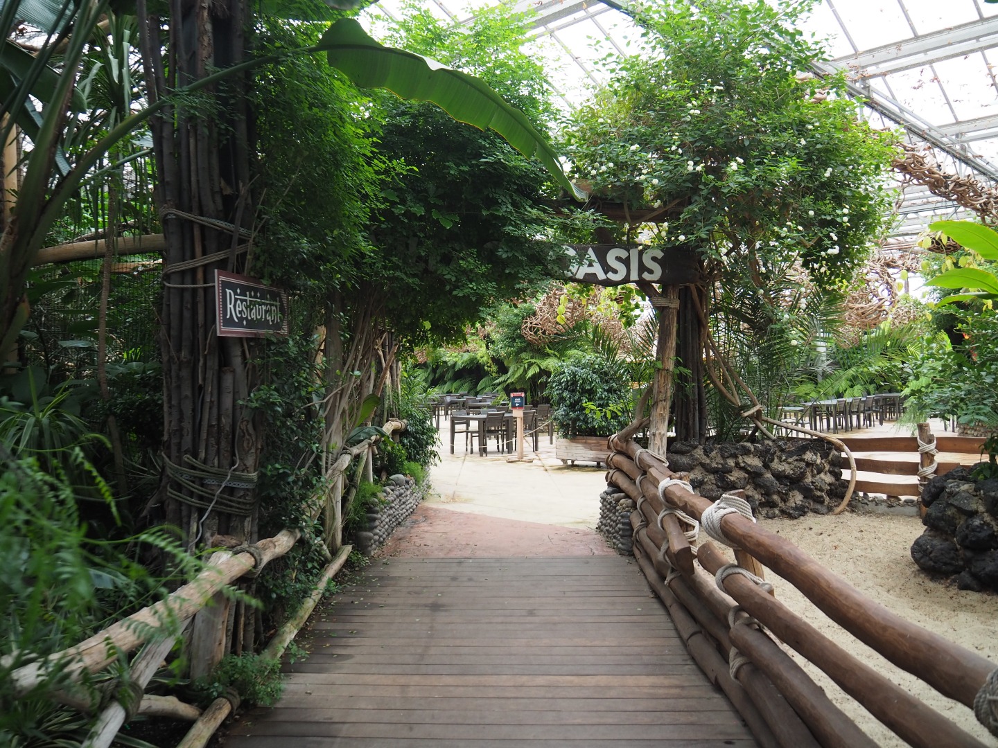 Walkwal in the Oasis, 2020-09-03