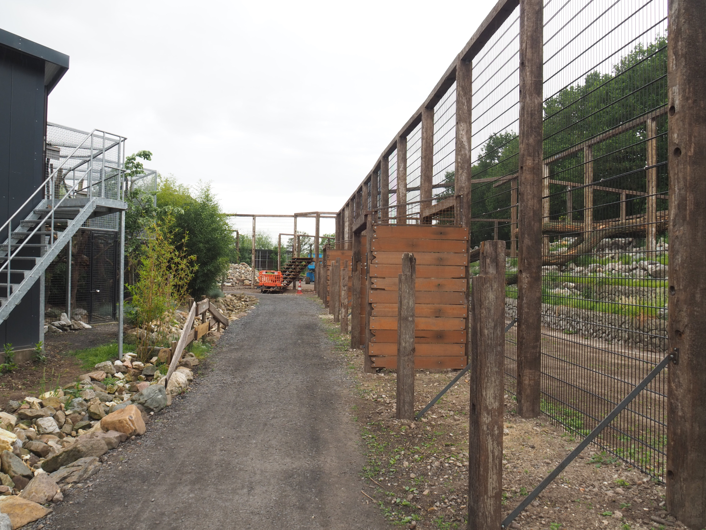 Walkway between the octagonal exhibits and the future mountains area, 2022-05-17