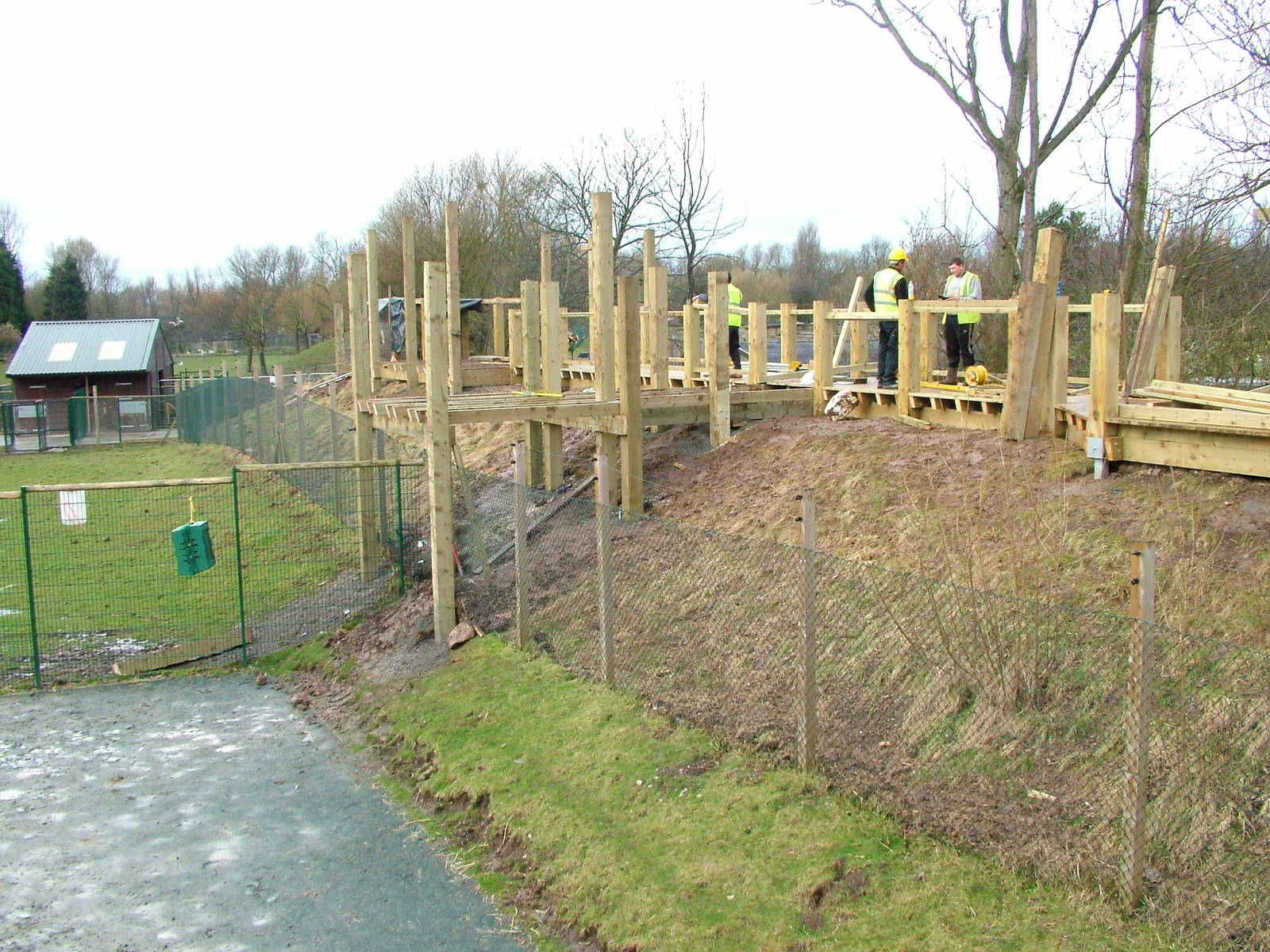 Walkway extension at Blackpool 26/03/10