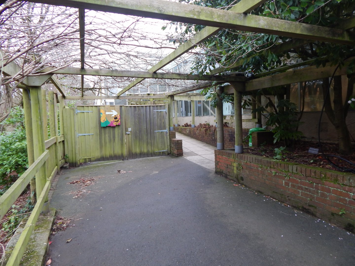 Walkway to Reptile Tropics 050224