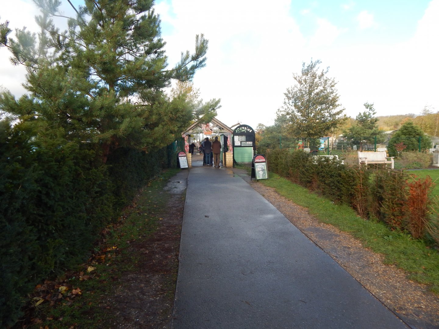 Walkway towards entrance 021125