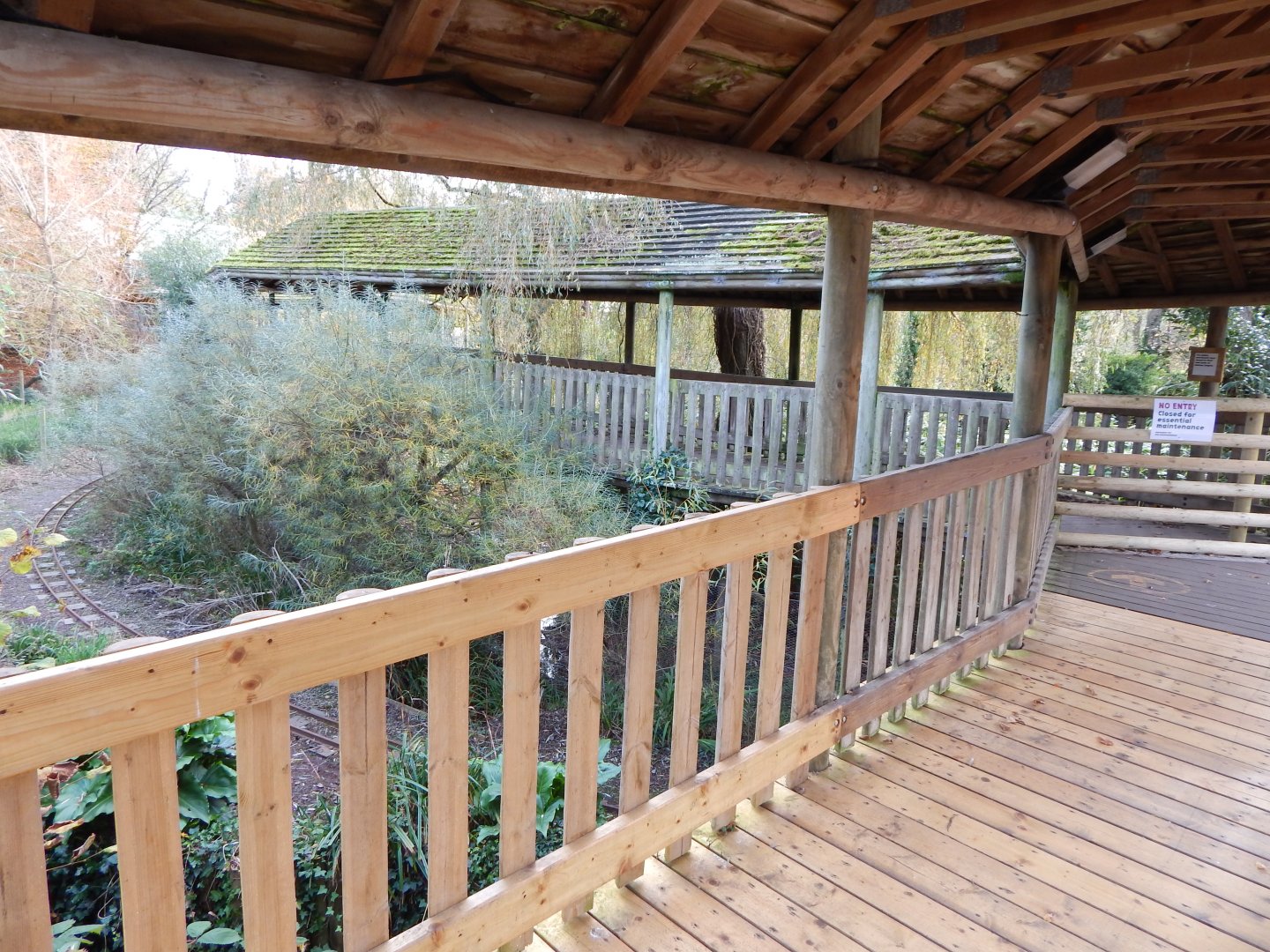 Walkway towards Reptile Tropics (closed for maintenance) 201121
