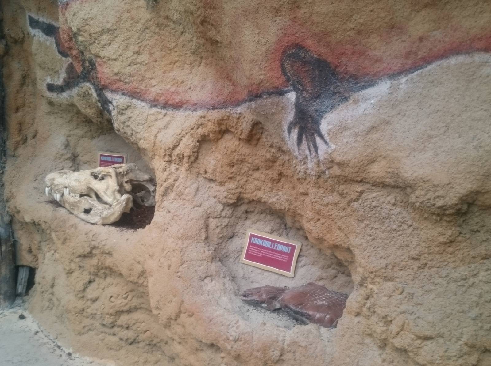 Wall decoration Hippo and Croc House