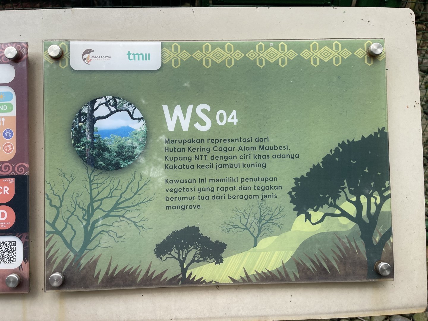 wallacea & sahul - aviary no. 4 signage - taman burung