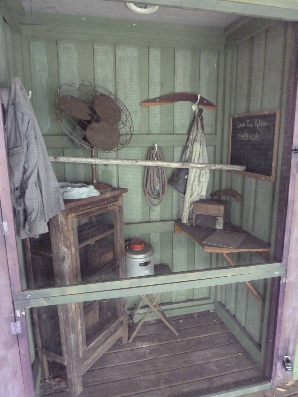 Wallaroo Station - Green Tree Python Exhibit