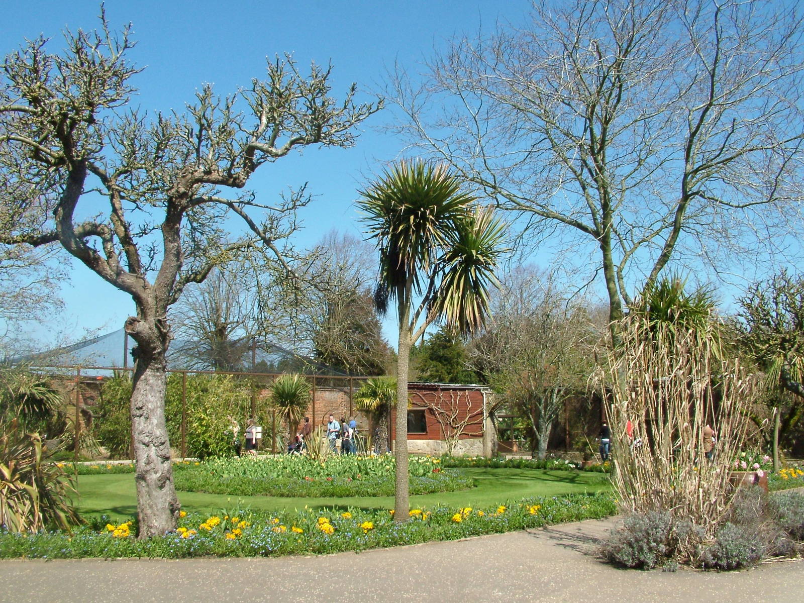 Walled Garden at Cotswold WP 17/04/10