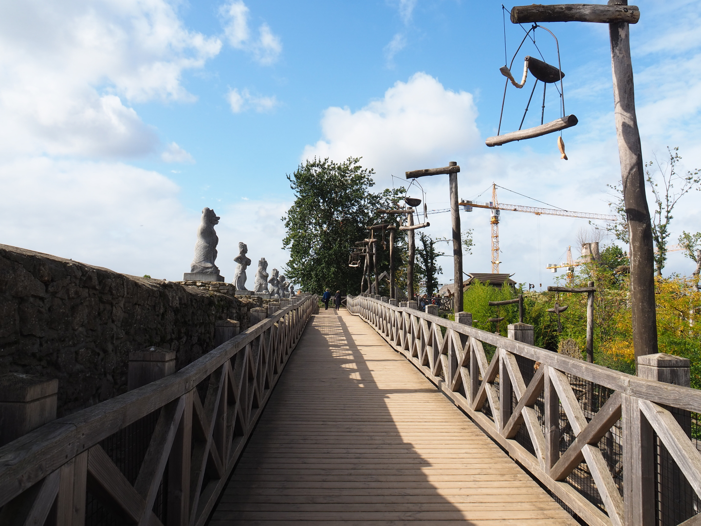 Wallkway to the viewing area for the third and fourth Asian elephant paddocks, 2019-10-04