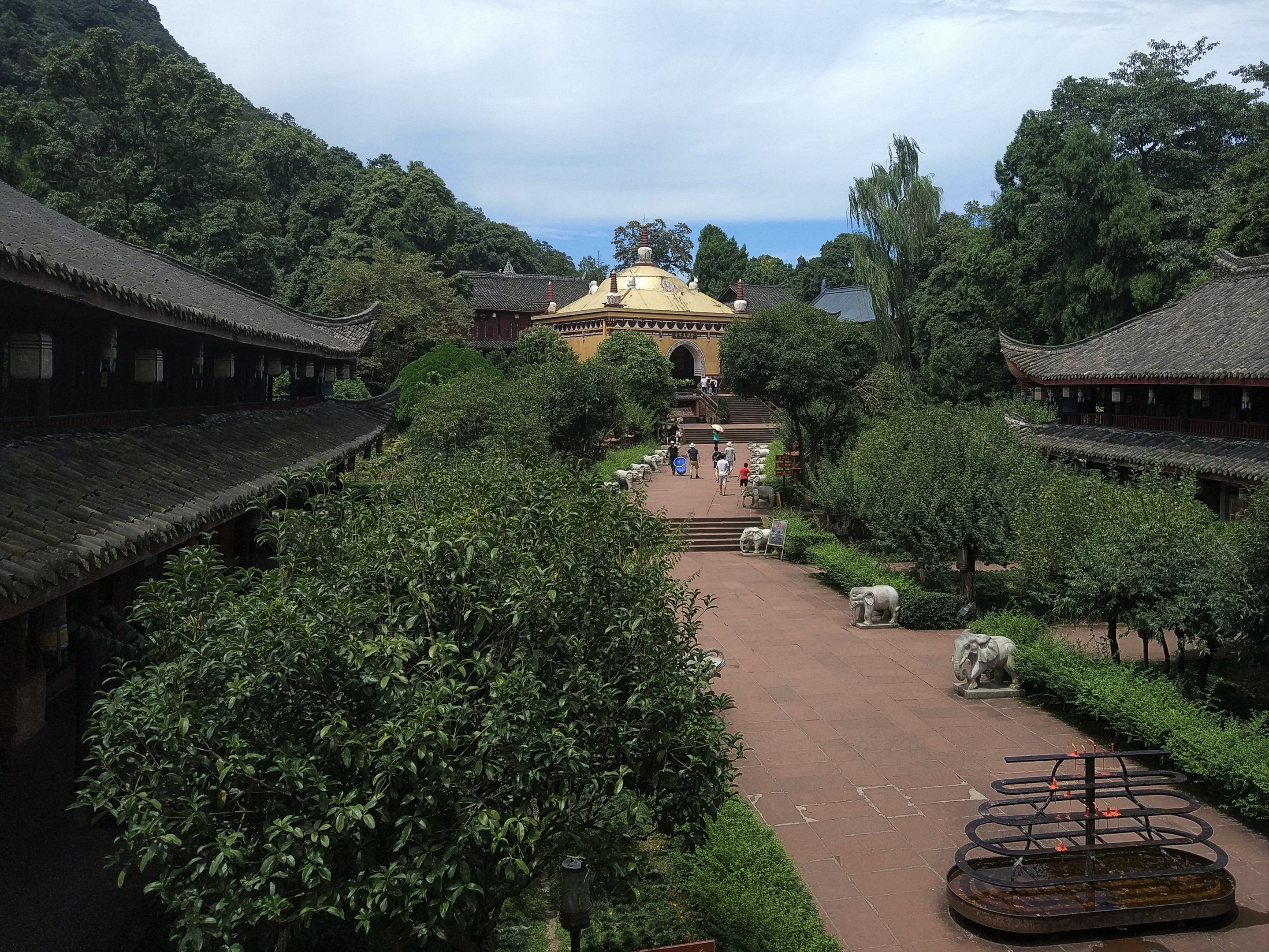 Wangnian Temple, Mount Emei