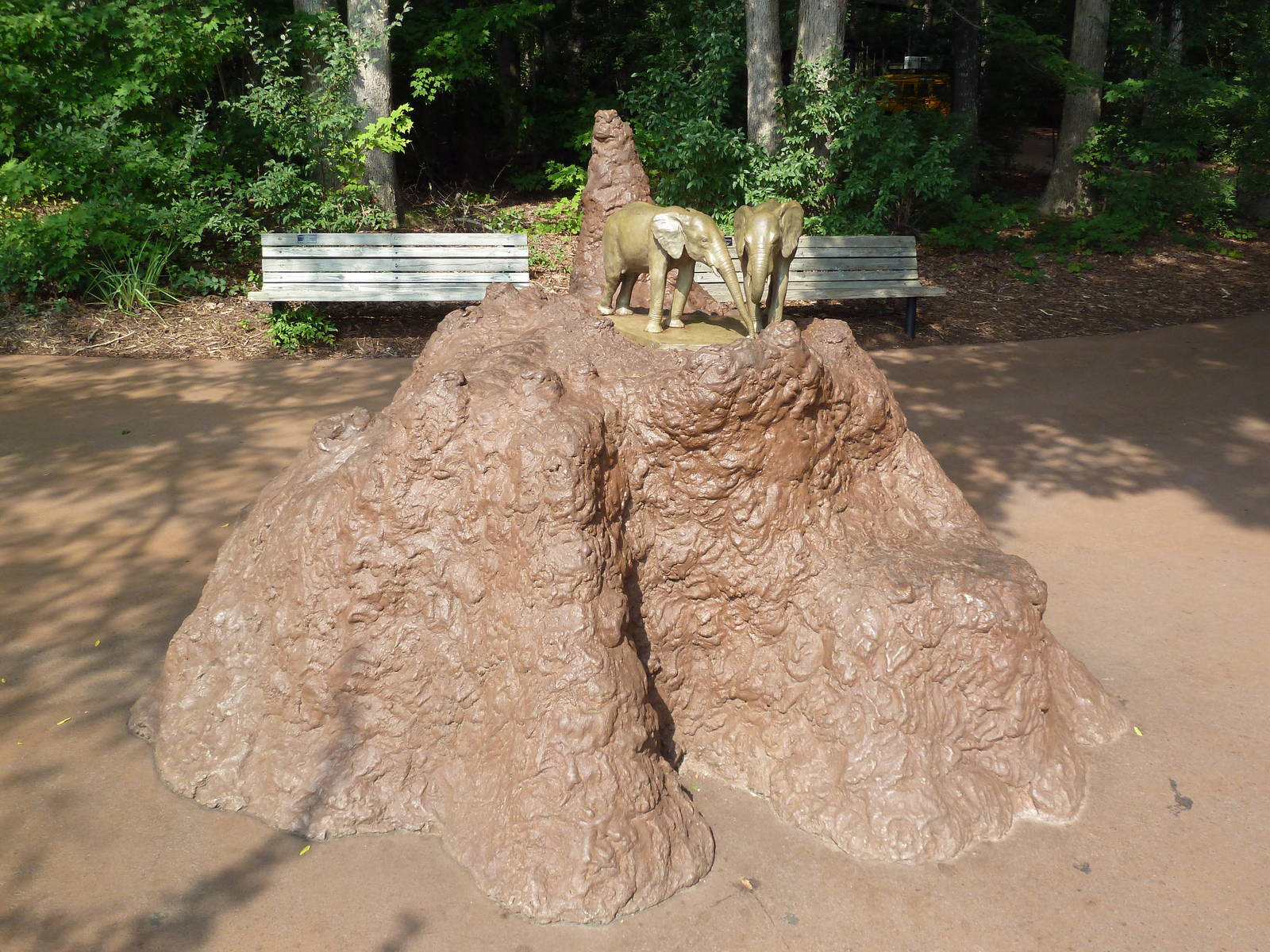 Watani Grasslands Reserve - Elephant Statue