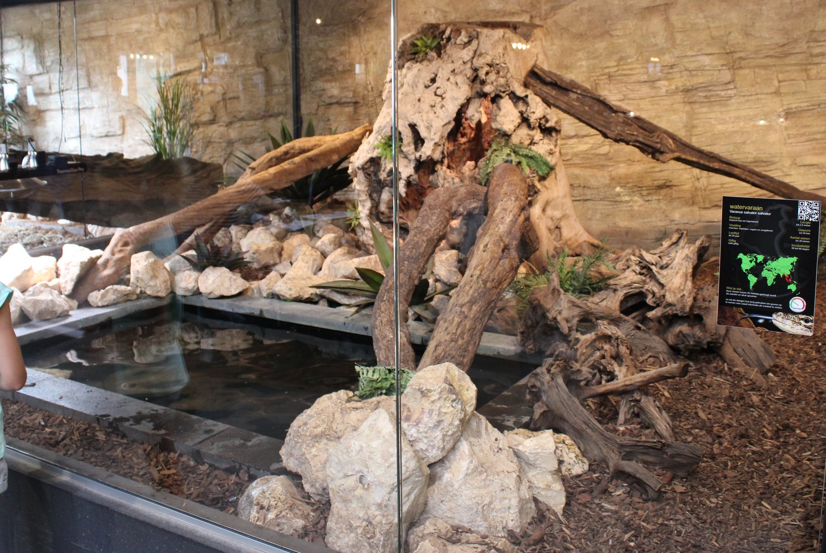 Water monitor enclosure