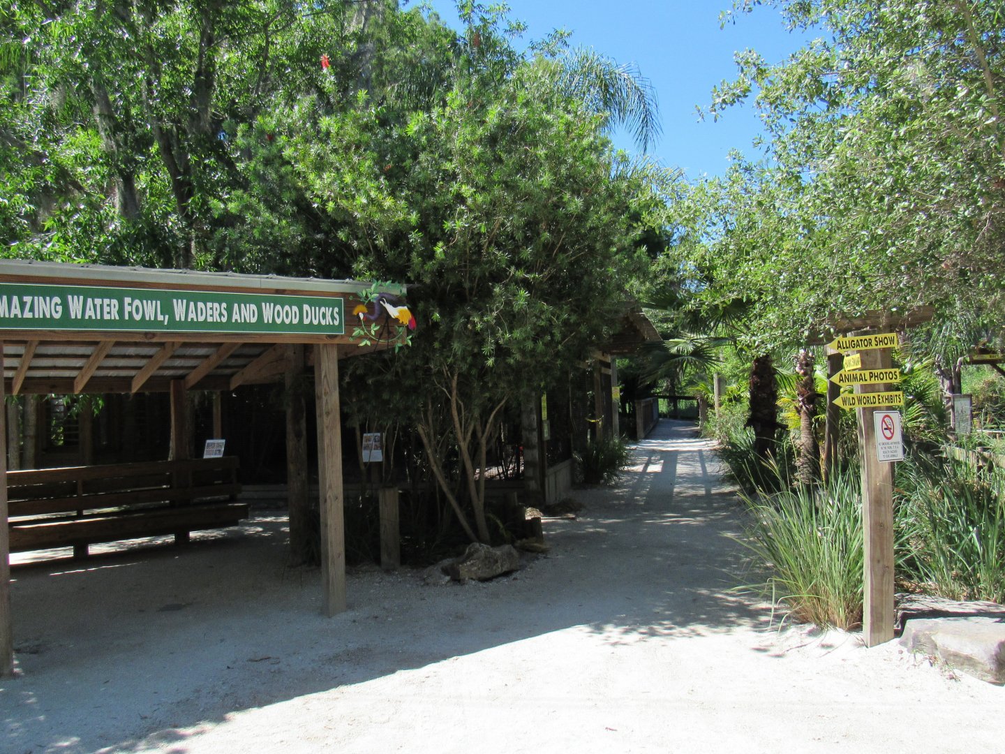 Waterfowl aviary and grounds - Wild Florida