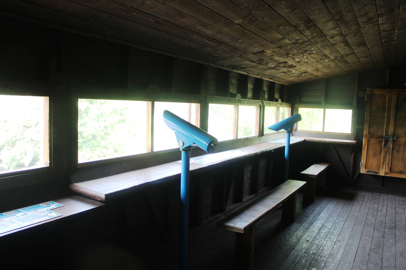 Waterfowl Hide Chester zoo 2016