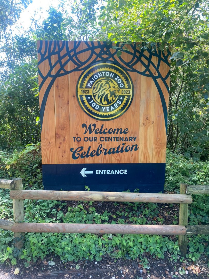 Welcome signage 290923