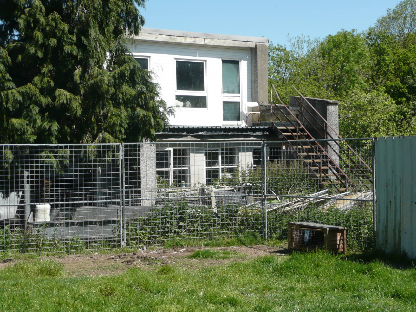 Welsh Hawking Centre ( former Barry Zoo )