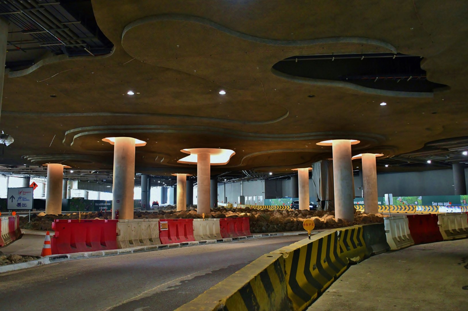 West Arrival concourse level