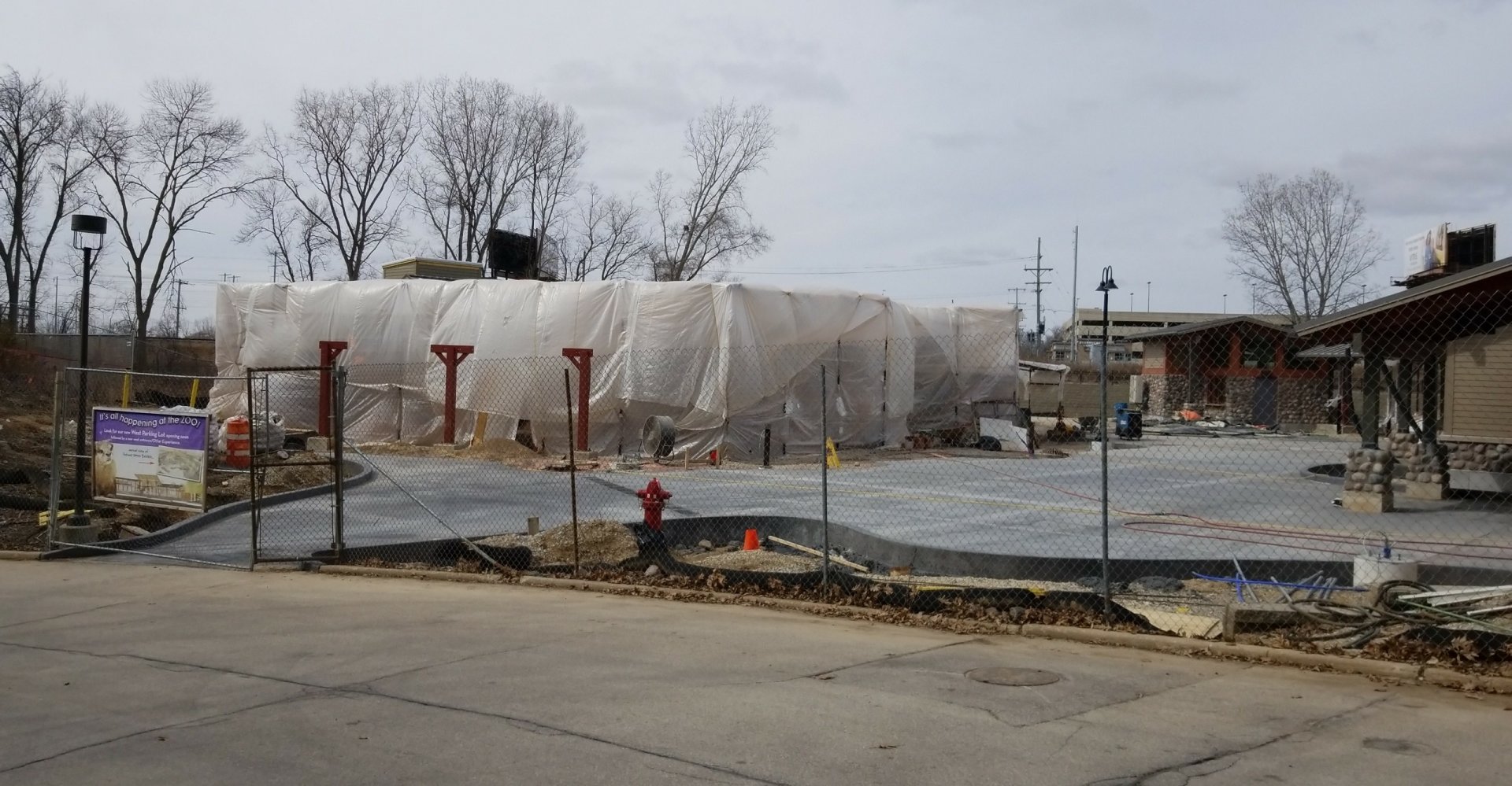 West Entrance (Otters)