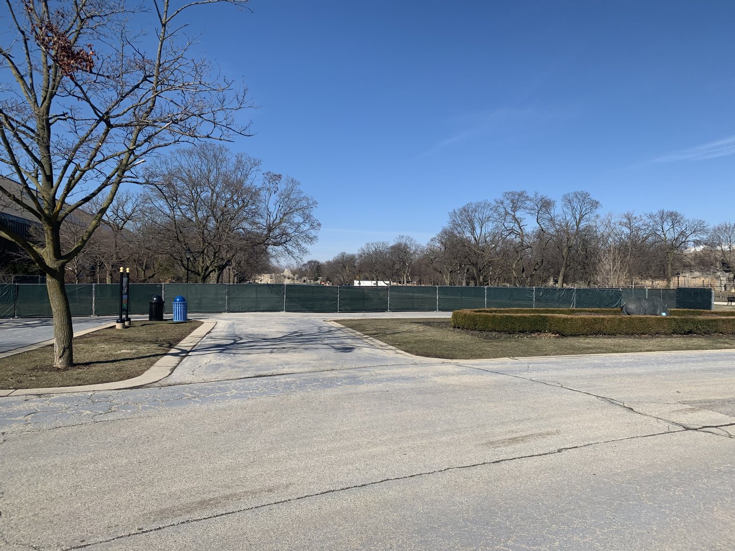 West Mall fenced off for construction of new monkey and ape exhibits