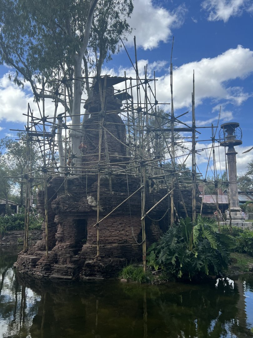 White-Cheeked Gibbon Exhibit
