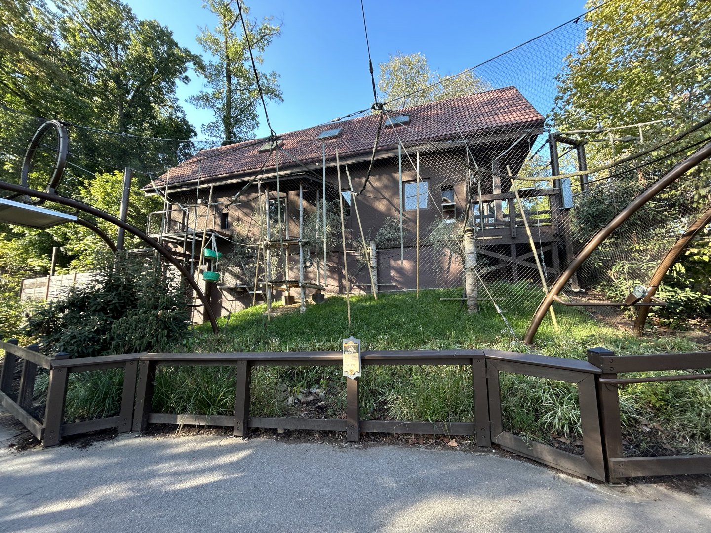 White-handed Gibbon Exhibit - Asian Trek