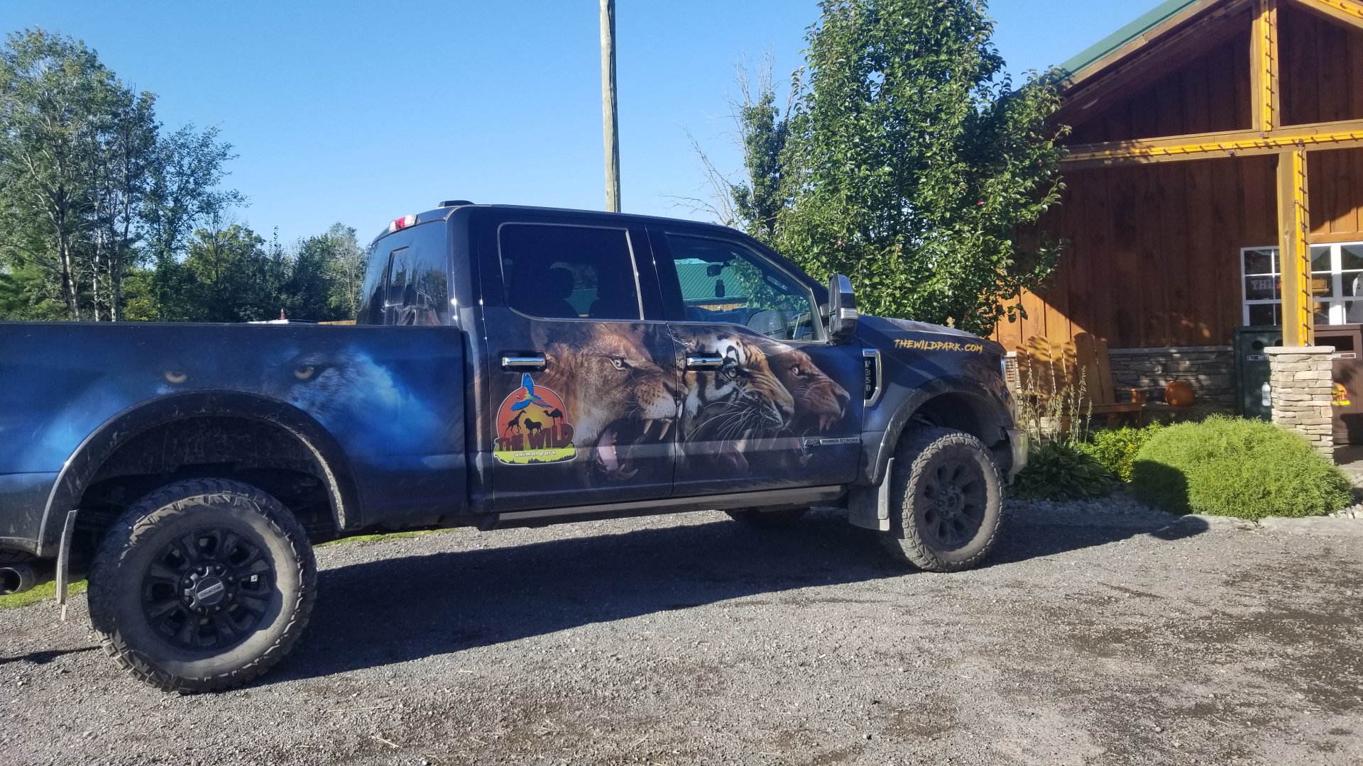 Wild Animal Park - Truck out front