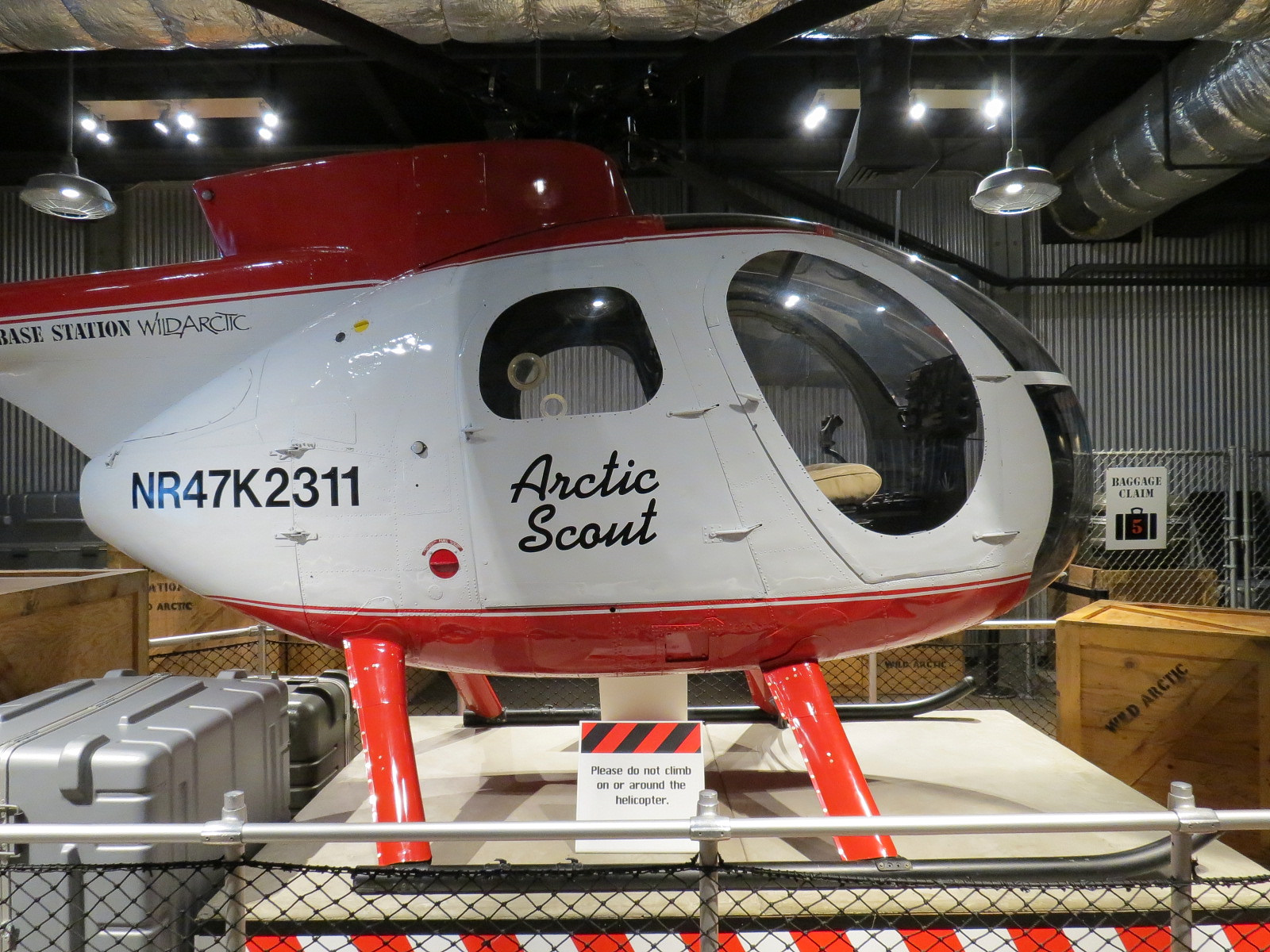 Wild Arctic - Exhibit Entrance