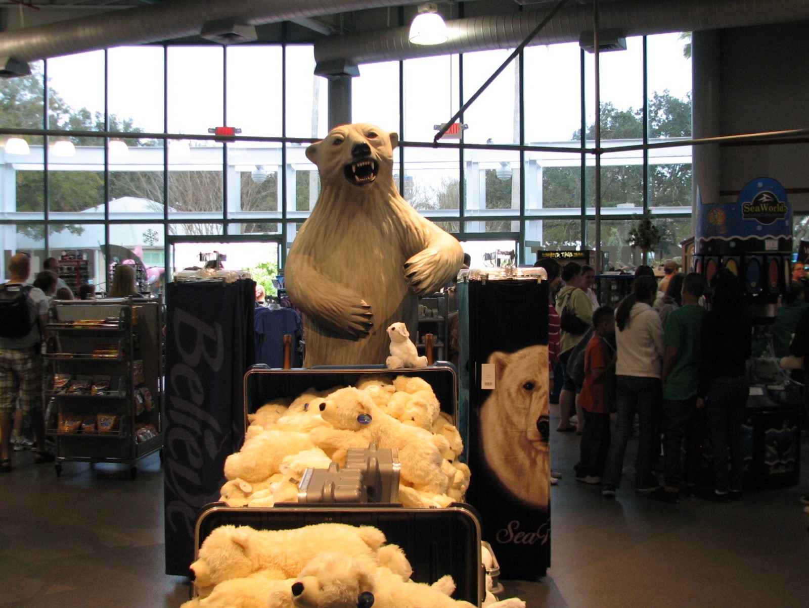 Wild Arctic - Gift Shop