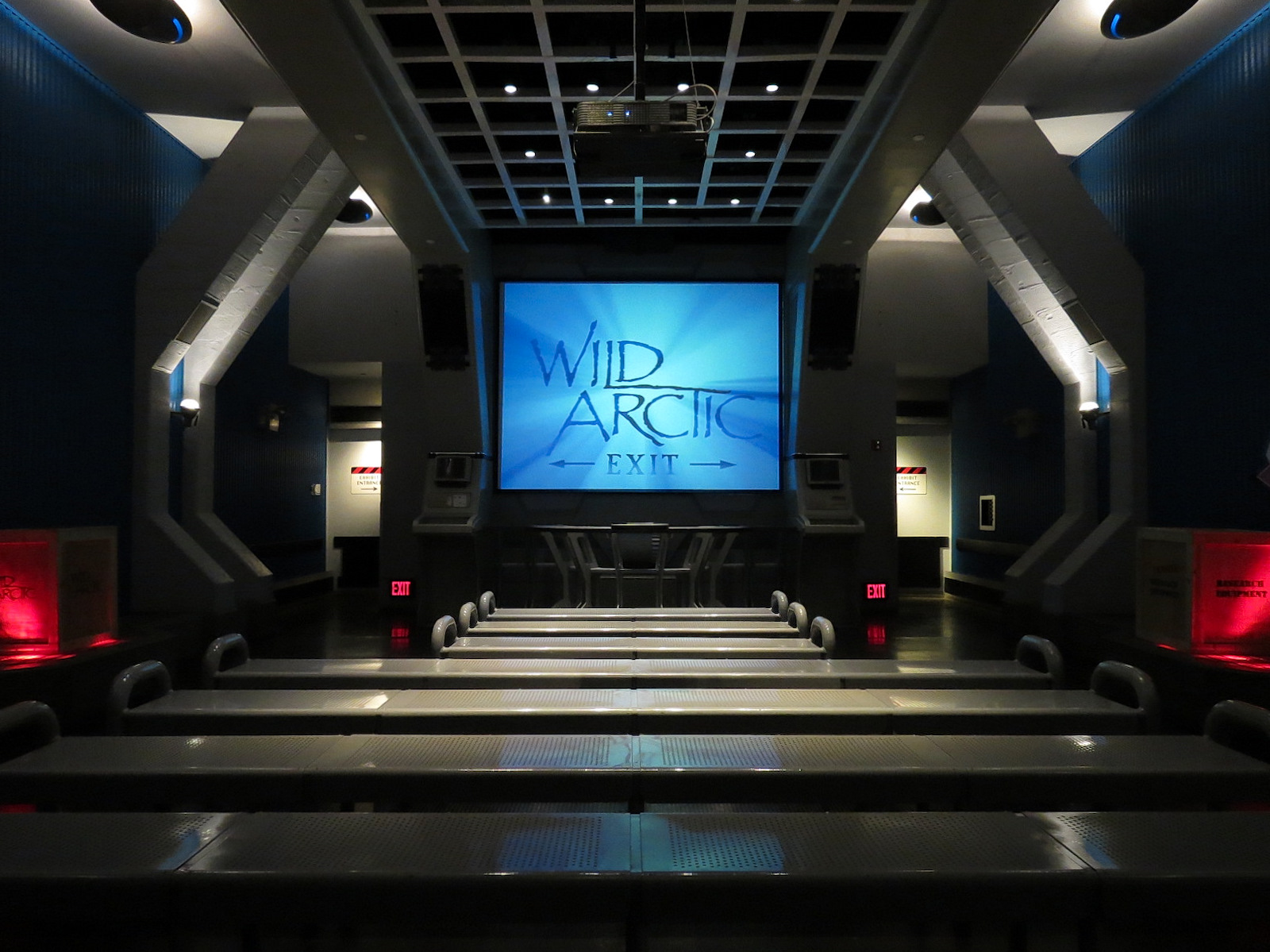 Wild Arctic - Non-moving Ride Alternative Theater