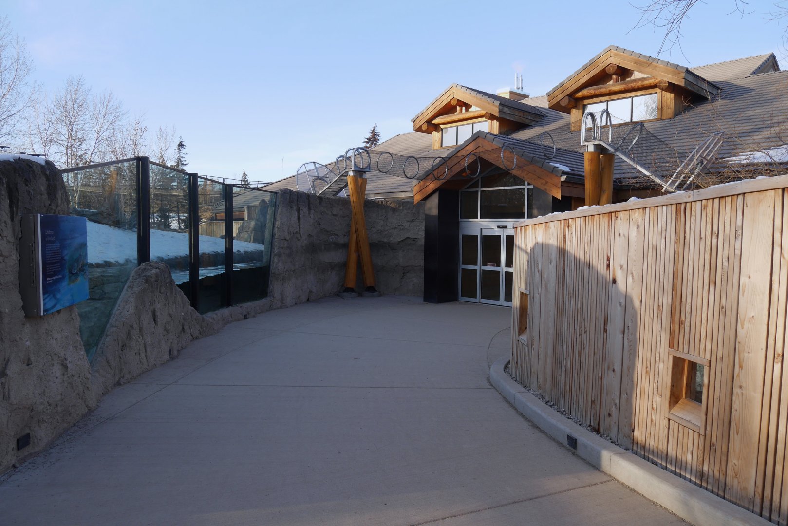 Wild Canada: BFF RL River Otter Exhibits with Overhead Connection