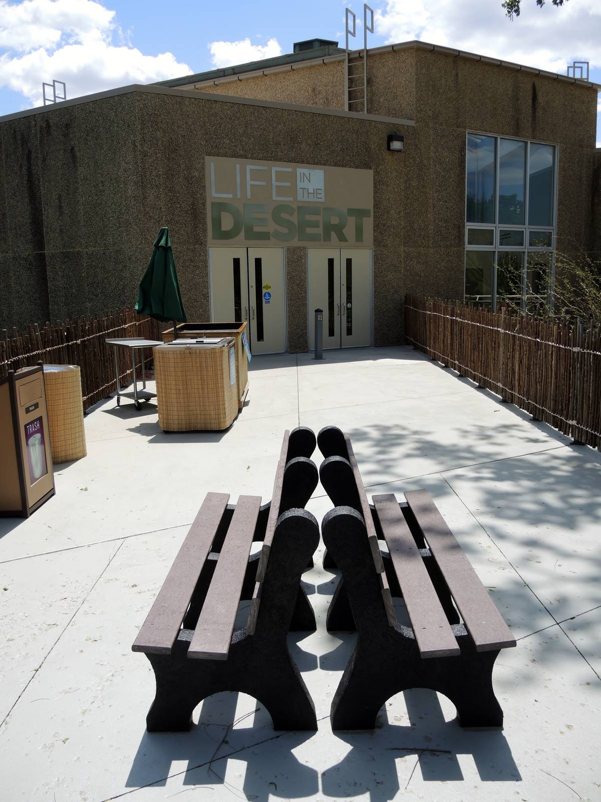 Wild Life Trek - Life in the Desert