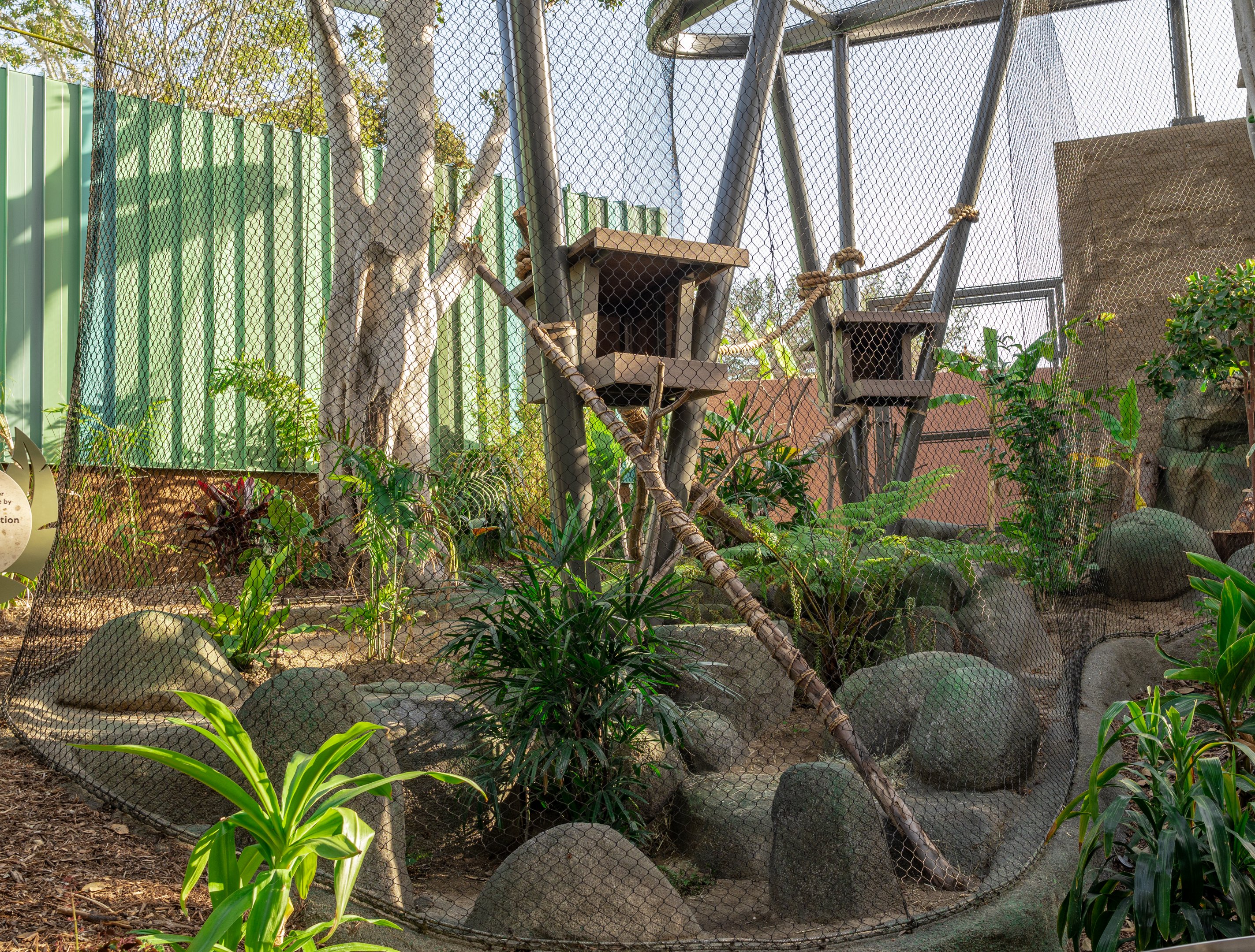 Wildlife Ambassador Left Sided Habitat(ground level)