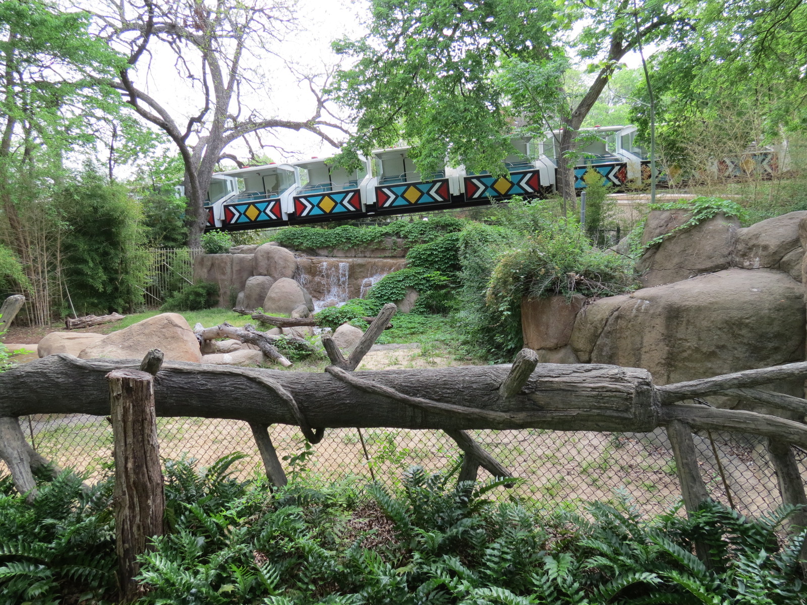 Wilds of Africa - Gorilla Trail - Nile Crocodile Exhibit