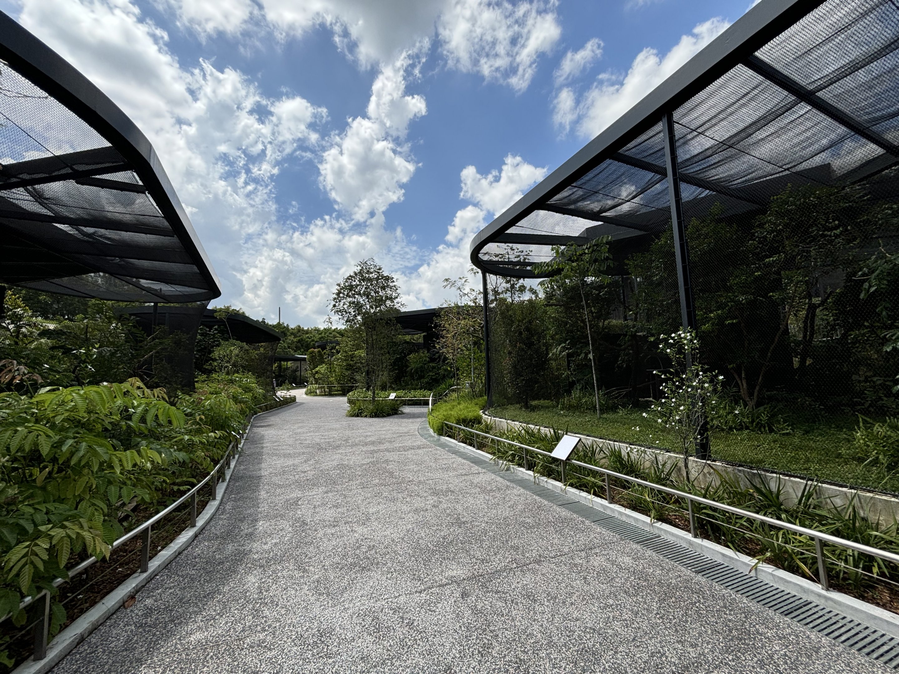 Winged Sanctuary - 40+ aviaries