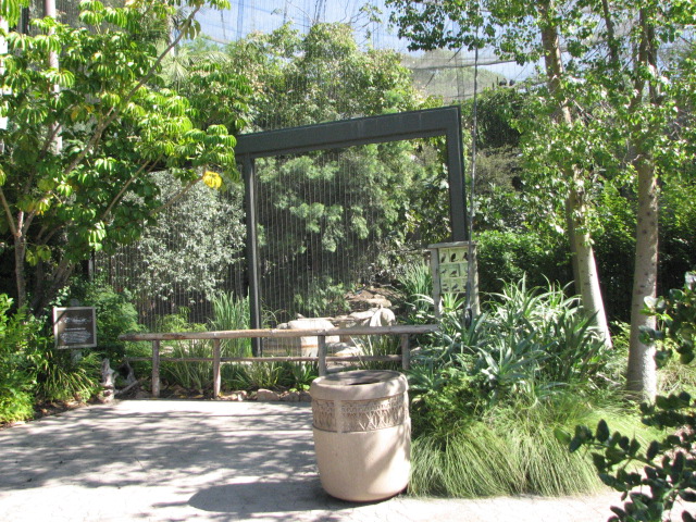 Wings of the World Aviary