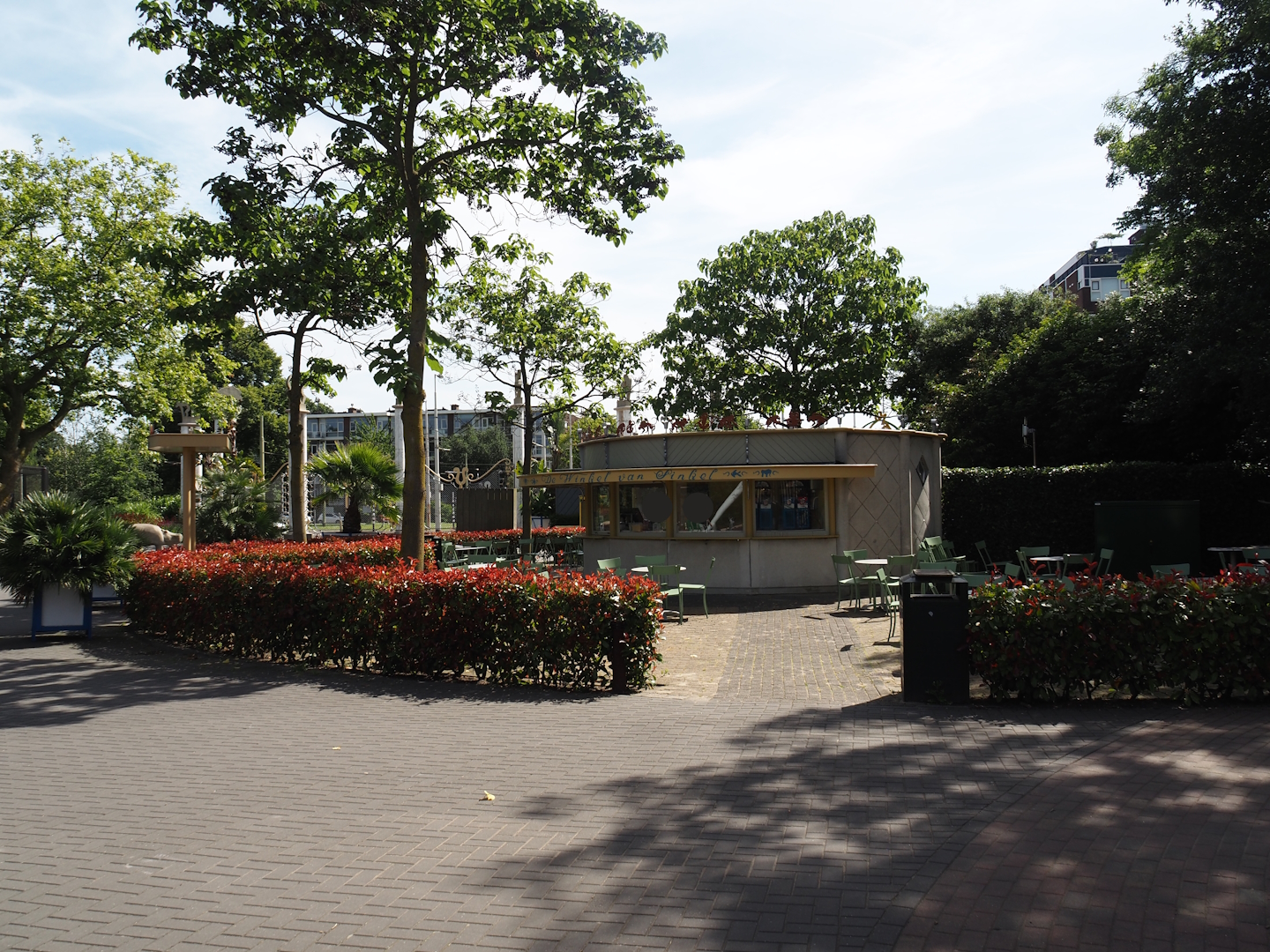 "Winkel van Sinkel", historical food and drinks stand, 2024-06-30