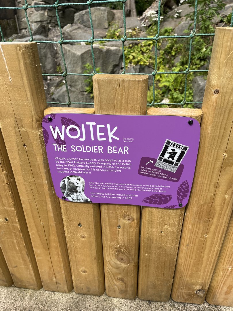 Wojtek sign at sun bear enclosure 18.7.24