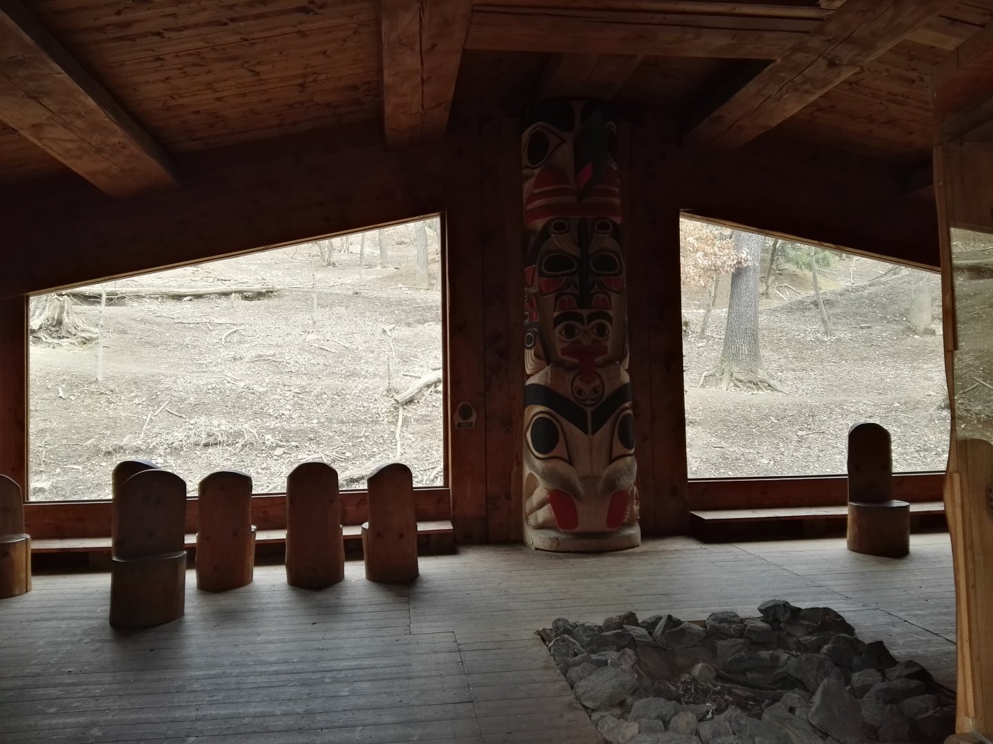 Wolf exhibit - viewing